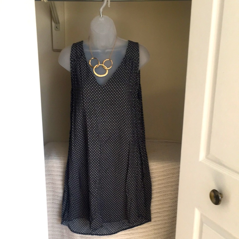 Old Navy sleeveless tunic size L